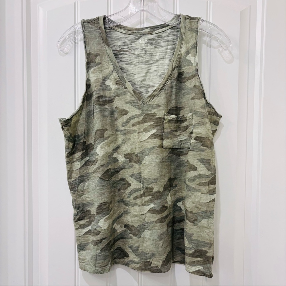 A.N.A Women’s Cotton Camo Sleeveless Tank Top Size M